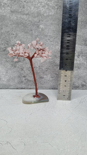 درختچه سنگی رزکوارتز با پایه عقیق